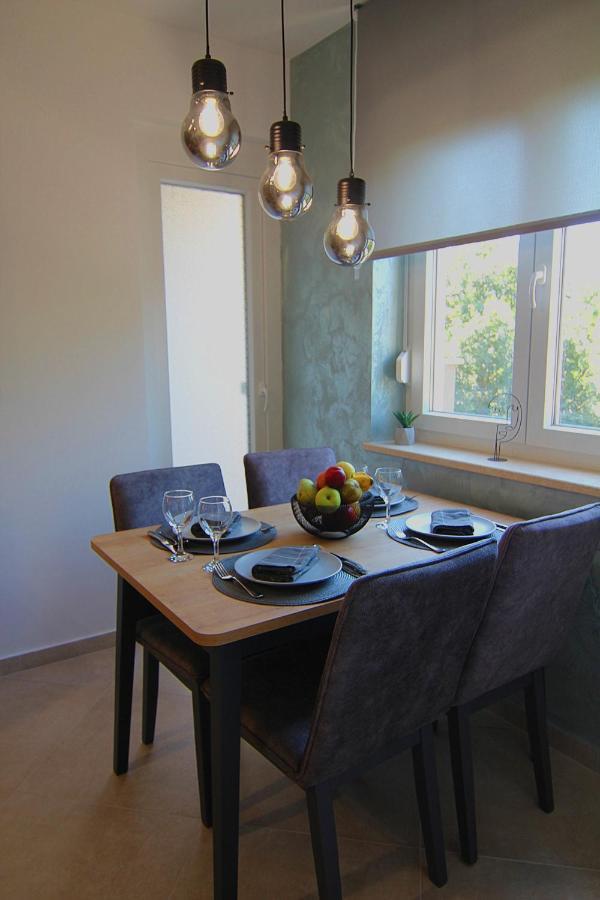 Ferienwohnung Apartman Stella Veruda Pula Exterior foto