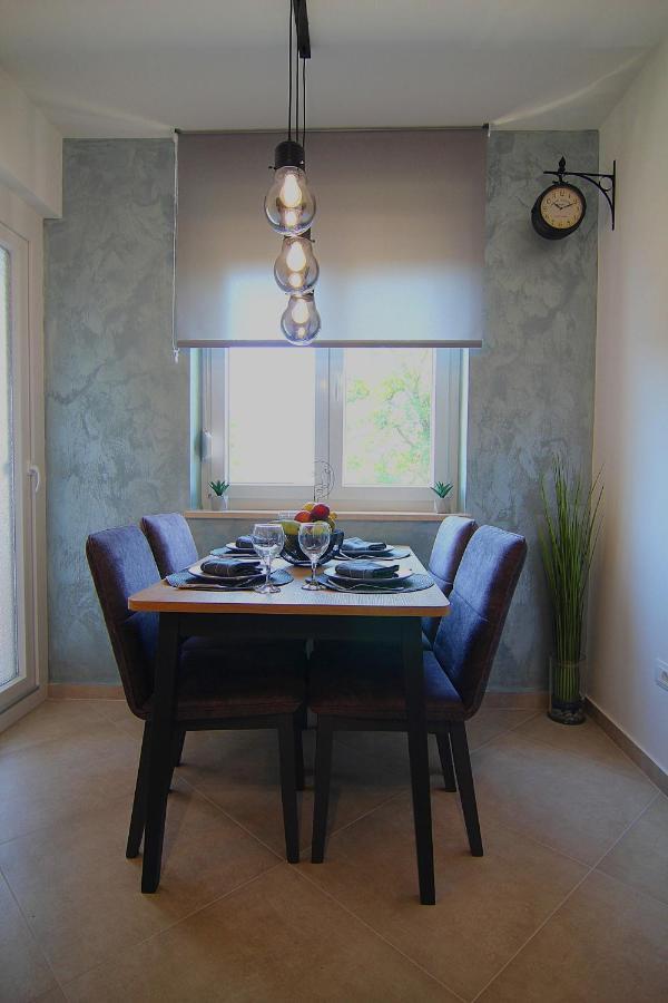 Ferienwohnung Apartman Stella Veruda Pula Exterior foto