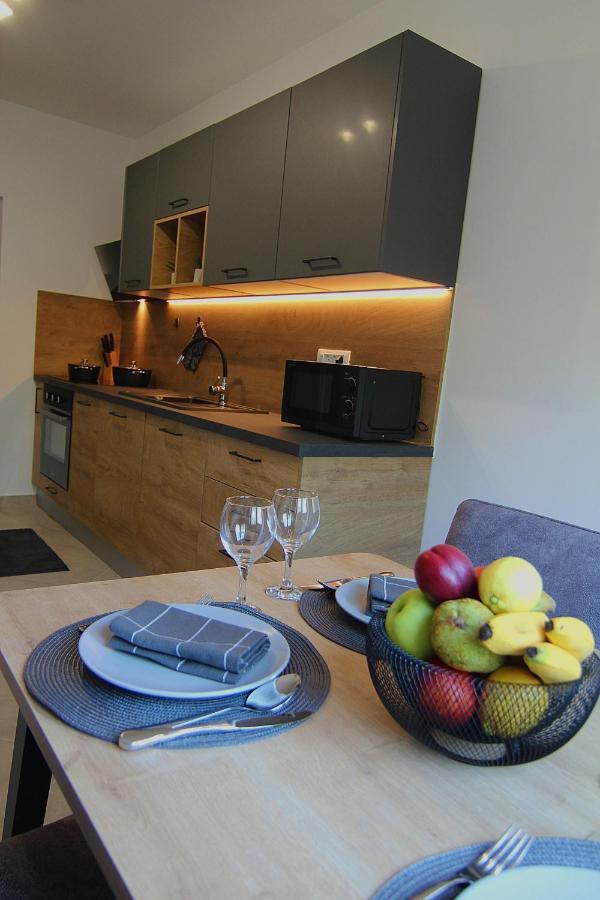 Ferienwohnung Apartman Stella Veruda Pula Exterior foto